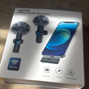 Leetuss Wireless Lavalier Microphone Set